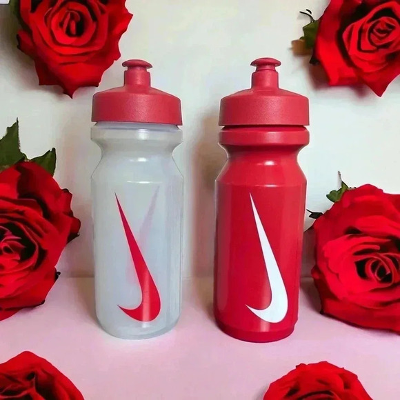 Nike Big Mouth 2.0 22oz water bottle (2) - Picture 1 of 7